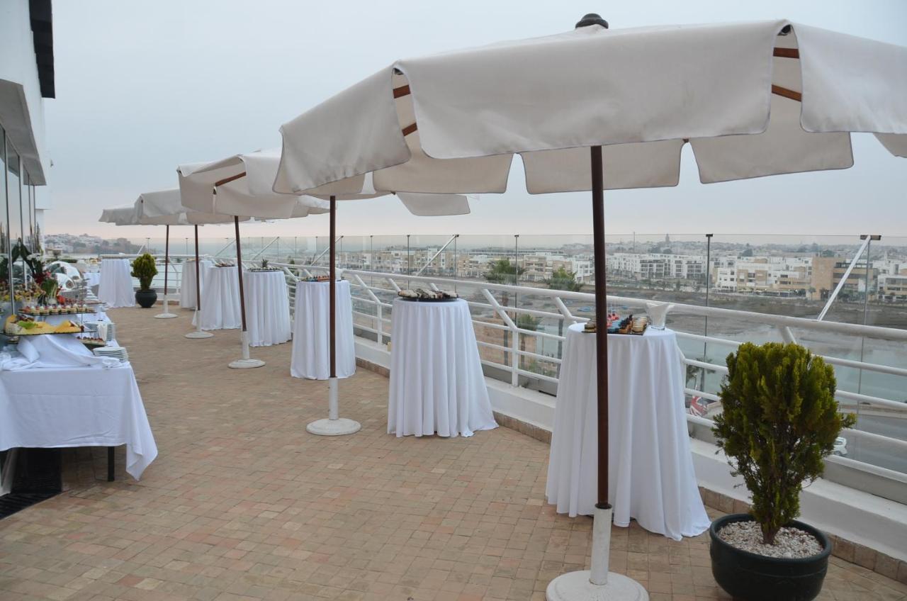 Farah Rabat Hotel Bagian luar foto The rooftop of the hotel
