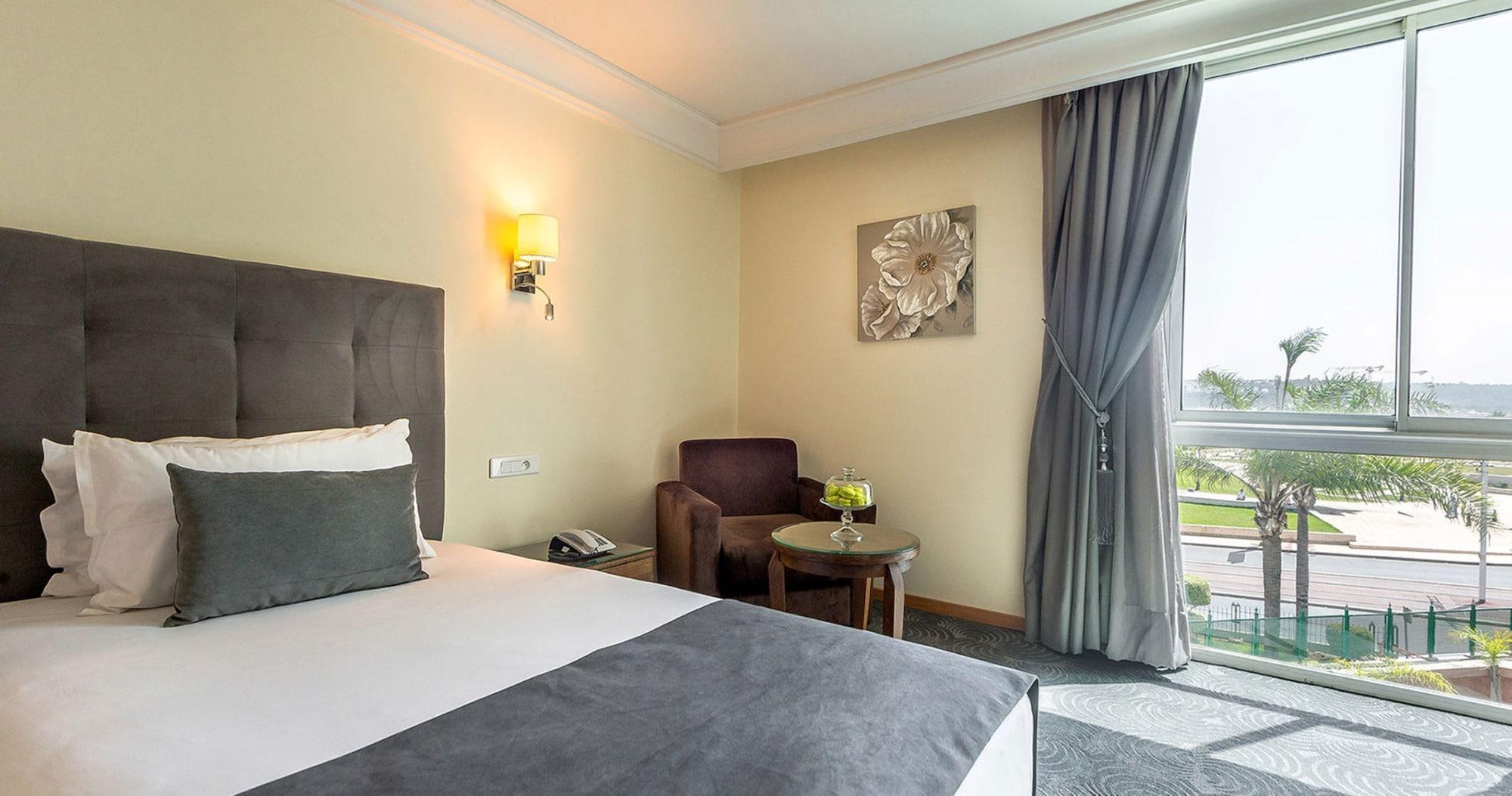 Farah Rabat Hotel Bagian luar foto A room at the hotel