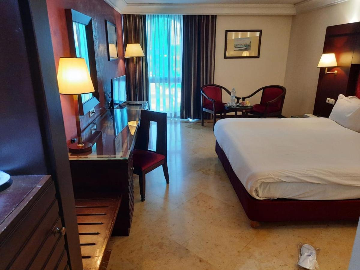 Farah Rabat Hotel Bagian luar foto A room at the hotel