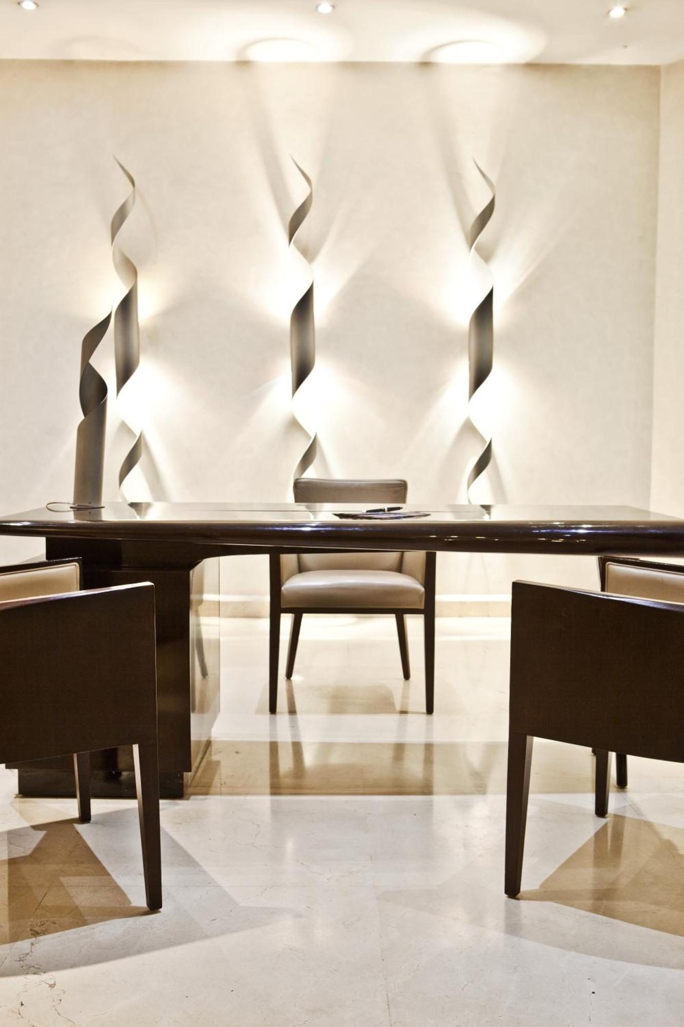 Farah Rabat Hotel Bagian luar foto The interior of the office of the Prime Minister of the Republic of Cyprus